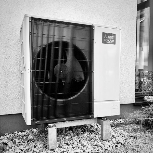 TČ Power Inverter 8,0 kW │ Pro rodinný dům 180 m² - Praha