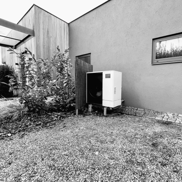 Instalace tepelného čerpadla pro rodinný dům 260 m2 (12,0 kW)