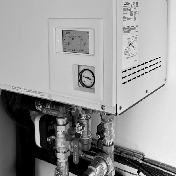 Nový rodinný dům 120 m² (TZ 5,0 kW), Chrudim │ Tepelné čerpadlo vzduch-voda 8,0 kW