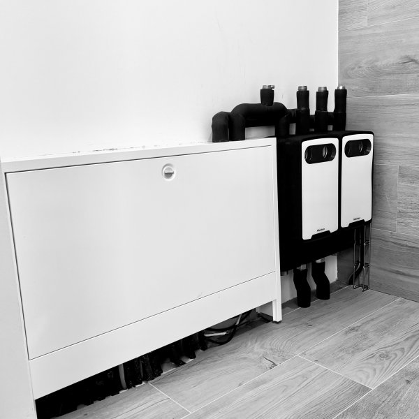 Power Inverter 8,0 kW │ Pro rodinný dům 120 m² - Chrudim