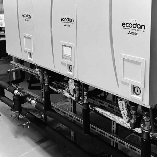 Větší rodinný dům 540 m² - Brno │ Tepelné čerpadlo 3x 14,0 kW