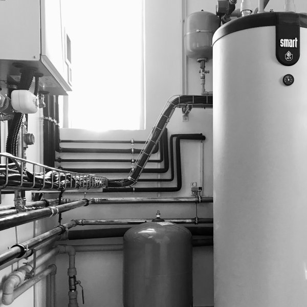 Větší objekt 920 m² - Pardubice │ Tepelné čerpadlo 2x 17,0 kW