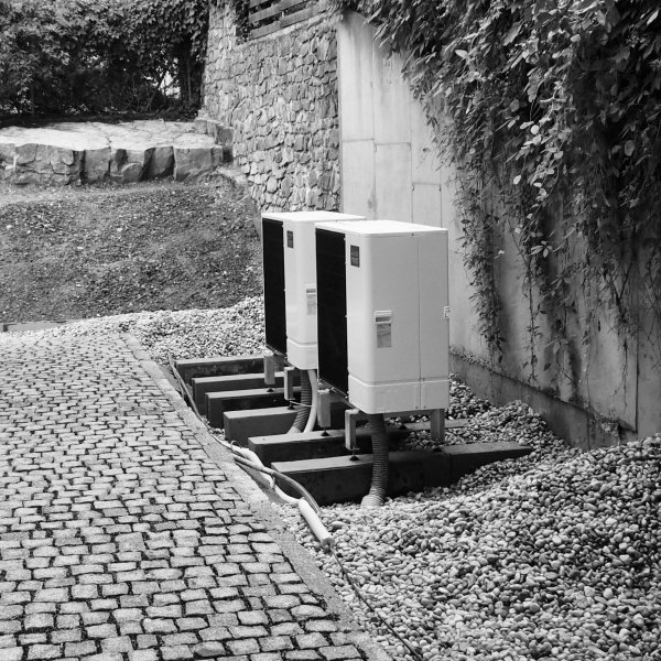 Větší objekt 820 m² - Praha │ Tepelné čerpadlo 2x 14,0 kW