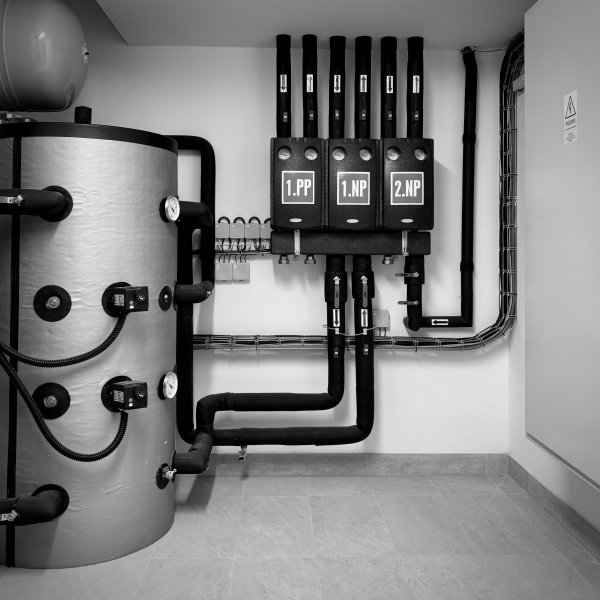 Větší objekt 820 m² - Praha │ Tepelné čerpadlo 2x 14,0 kW