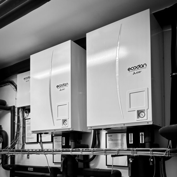 Větší objekt 820 m² - Praha │ Tepelné čerpadlo 2x 14,0 kW