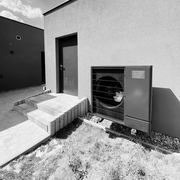 Rodinný dům 250 m² - Praha │ Tepelné čerpadlo 14,0 kW